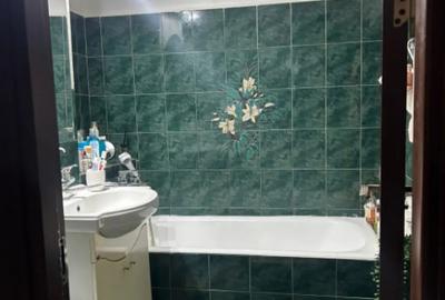 Apartament cu 3 camere decomandat în Dacia