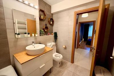 Apartament cu 2 camere semidecomandat în Central