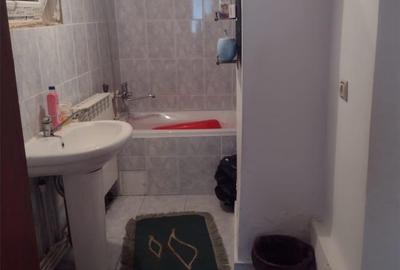 Casă cu 4 camere cu Teren 1339 Mp în Bârlad - 2