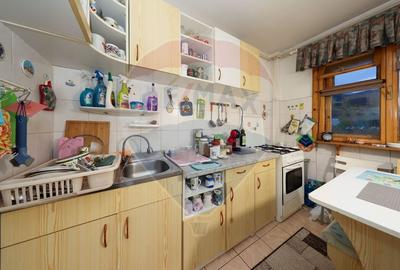 Apartament cu 3 camere, mobilat si utilat, in zona Racadau! - 14