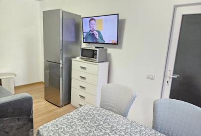 Apartament cu 3 camere semidecomandat în Tomis Nord - 2