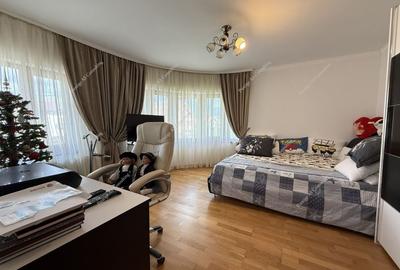 Casa individuala 7 camere 4 Bai | 764 mp Teren | Zona Planetelor Giroc - 13