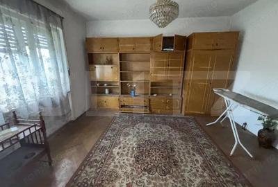 Casă cu 3 camere cu Teren 680 Mp în Central - 2