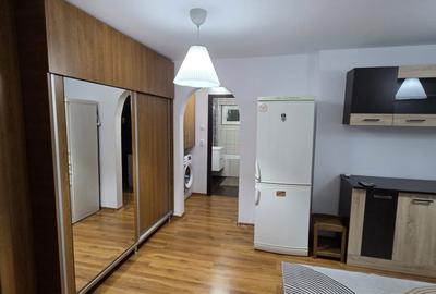 Apartament cu 2 camere decomandat în Central - 3