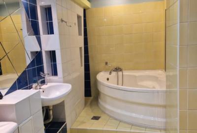 Apartament cu 4 camere decomandat în Traian - 4