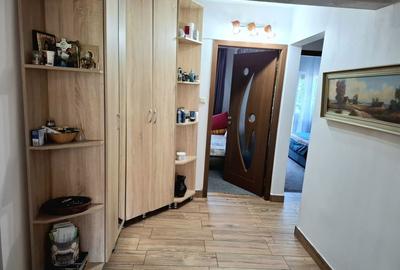 Apartament cu 3 camere decomandat în Lipovei - 4