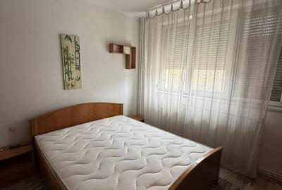 Apartament cu 3 camere semidecomandat în Central - 5
