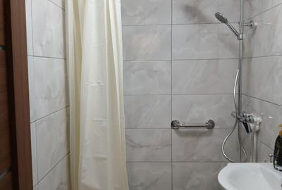 Garsonieră decomandată în Central - 5