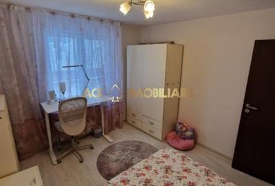 Apartament cu 4 camere semidecomandat, mobilat în Colentina - 6