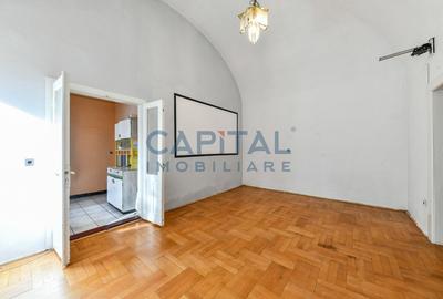 Casa in cladire istorica in centrul orasului Gherla - 25