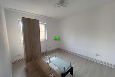 Apartament de vanzare 3 camere Sibiu Cisnadie - 1