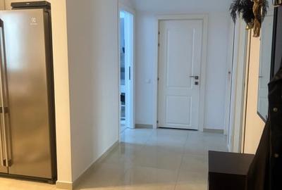 Apartament 3 camere Laminorului decomandat 85 mp, etaj 3 ,metrou 4 min - 2