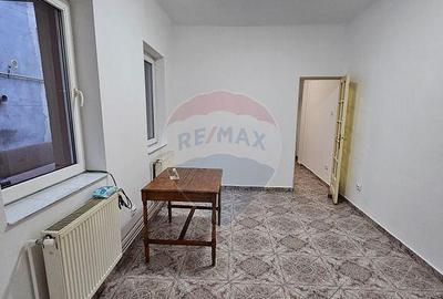Apartament 2 camere in Vila + magazie 8 mp - sector1 - 14