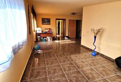 Casă cu 10 camere cu Teren 1100 Mp în Șotânga - 15