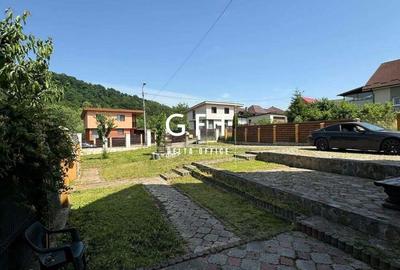 Casă cu Teren 1100 Mp în Central - 10