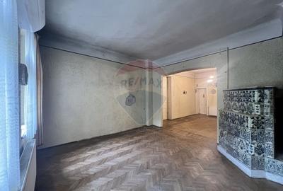Casa interbelica de inchiriat - Str. Barbu Vacarescu nr. 33 - 28