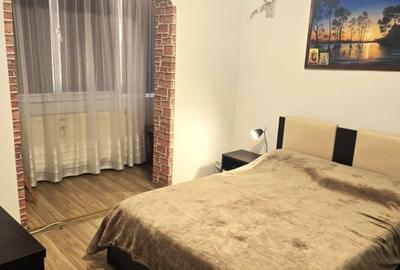 Apartament 3 camere in Tecuci ,suprafata 77 m ..decomandat..etaj 1 - 9