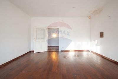 Casă cu 6 camere cu Teren 2134 Mp în Cincu - 11