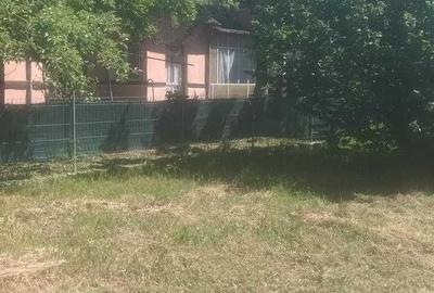 Casă cu 4 camere în Răcari