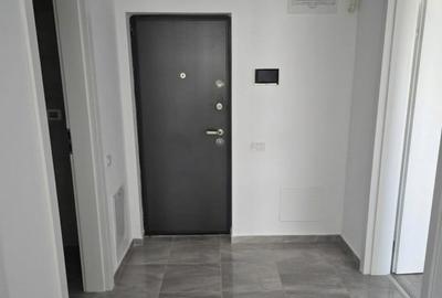 Apartament cu 2 camere decomandat în Tomis Plus