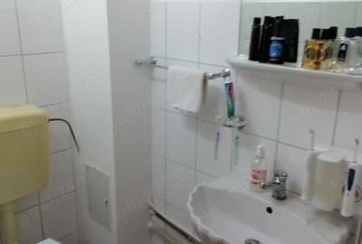 Apartament cu 3 camere decomandat în Central - 1