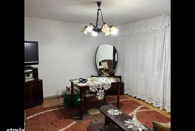 Apartament cu 3 camere decomandat în Girocului - 5