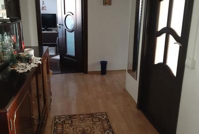 Apartament cu 4 camere decomandat în Unirii - 7