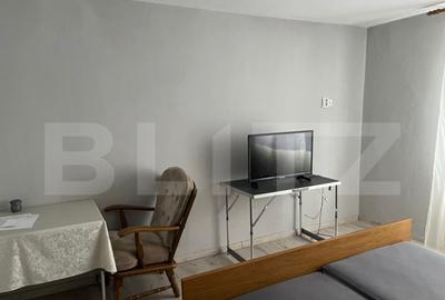 Casă cu 7 camere cu Teren 564 Mp în Central