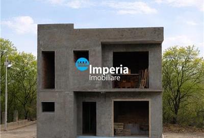 Casă cu 5 camere cu Canalizare în Copou - 4