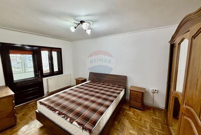 Apartament cu 3 camere decomandat în Central - 13