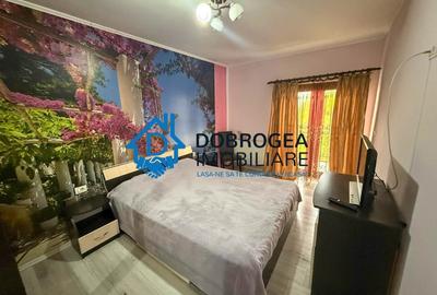 Casă individuală cu 5 camere cu Canalizare în 23 August - 9