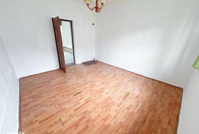 Casă cu 3 camere cu Teren 200 Mp în Central - 12