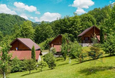 4 cabane din lemn, zona BOGA. - 1