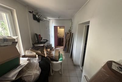 Casă individuală cu 10 camere cu Canalizare în Berceni - 4