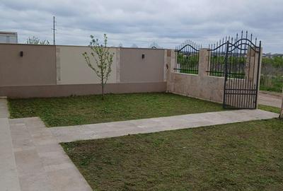 Casă cu 4 camere cu Teren 333 Mp în Central - 3