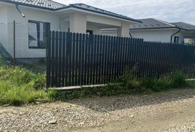 Casă cu 3 camere în Mioveni - 6