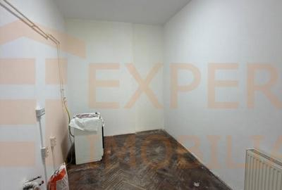 Casă individuală cu 4 camere cu Canalizare în Central - 6