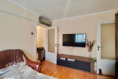 Apartament cu 3 camere în Nufărul