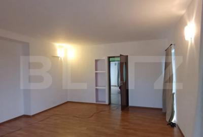 Casă cu 5 camere cu Teren 600 Mp în Central - 11