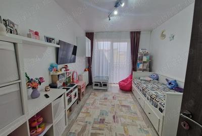 Apartament cu 3 camere decomandat în Florești - 7