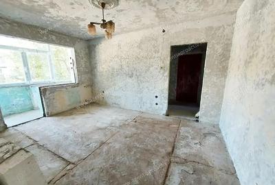 Apartament cu 3 camere semidecomandat în Micro 40 - 7