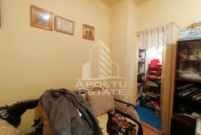 Apartament cu 2 camere, decomandate, centrala proprie in Piata Unirii. - 3
