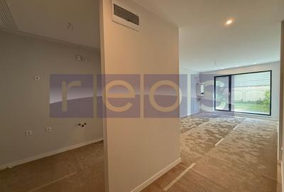 Apartament cu 3 camere în Străulești