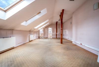 Casă individuală cu 12 camere cu Canalizare în Central - 12