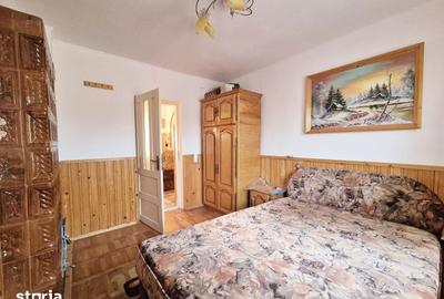 Casă cu 5 camere decomandat cu Teren 1600 Mp în Dobreni - 5