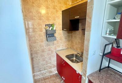 Apartament cu 3 camere în Uiești - 2