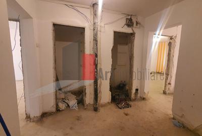Apartament cu 4 camere decomandat în Nord - 11