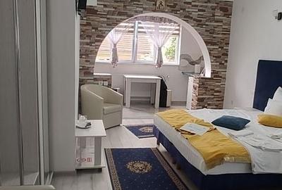 PENSIUNE - TROCADERO - 6