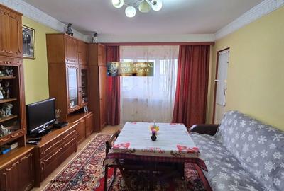 Apartament cu 3 camere decomandat în Casa de Cultură - 6