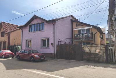 .  Mai mult decat o casa - un univers de 16 incaperi, mansarda si pod generos!